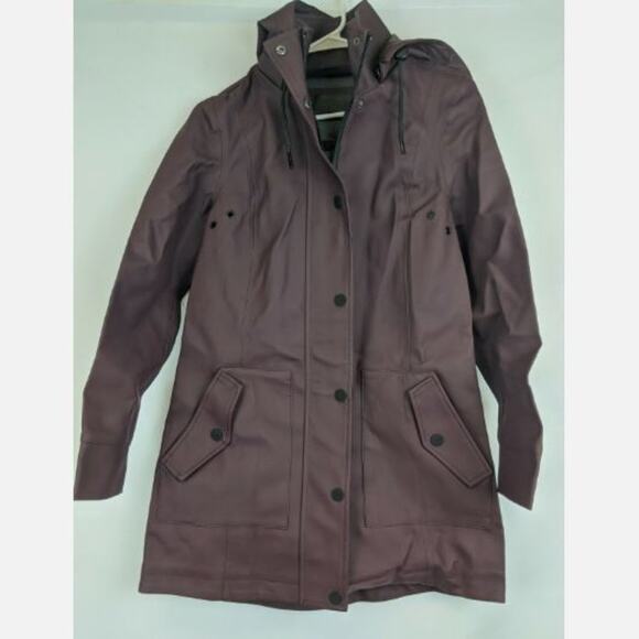 UGG Rylie Rain Jacket with Tech Fabric Wine Women's XS
